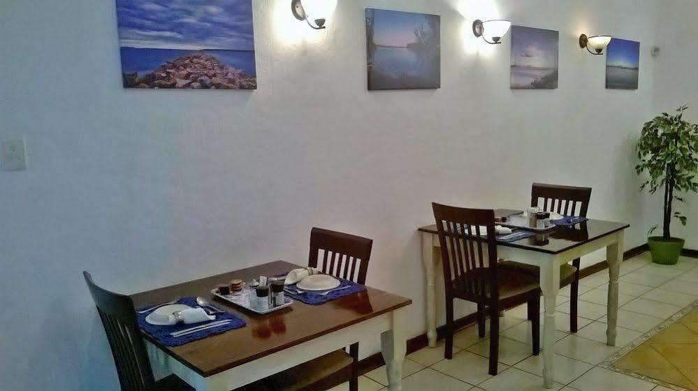 La Mer Lodge Richards Bay Bagian luar foto